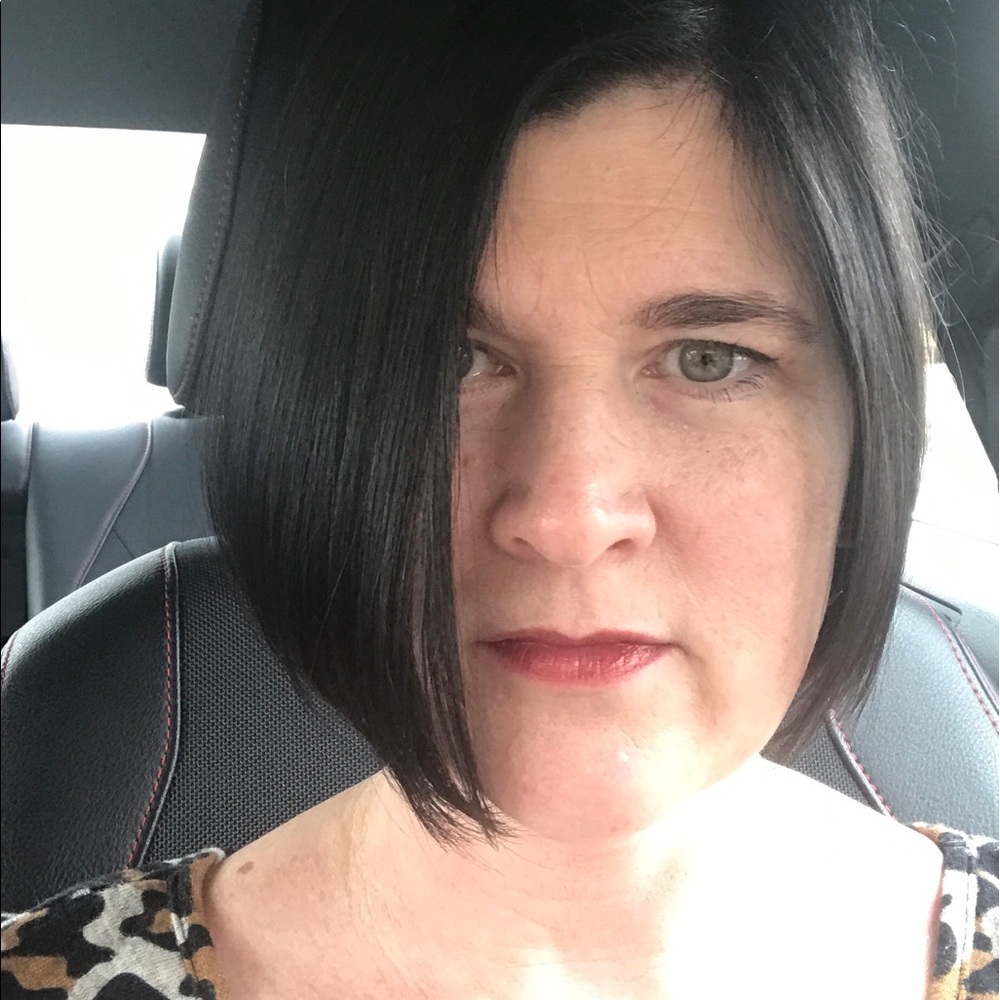 Meet your Posher, Gabrielle